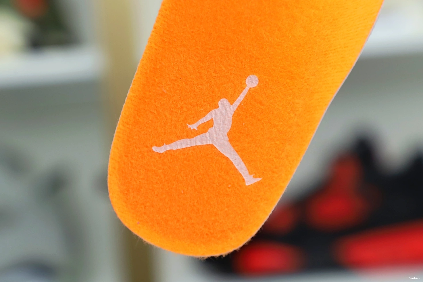 WMNS AIR 'BRIGHT CITRUS' 11 JORDAN RETRO LOW 0809